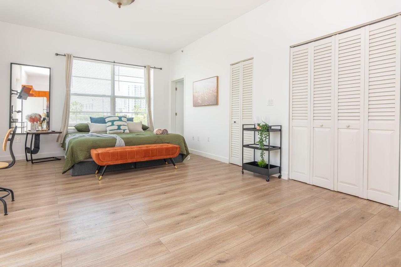 Home Miami Downtown With Balcony - 5 Minutes From Wynwood & Port - Art District Near Beach Eksteriør billede